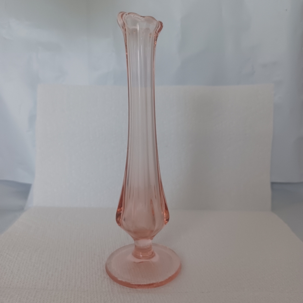 Vintage MCM Pink Glass Pedestal Bud Vase Swung Ruffled Top 7.5"